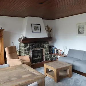 https://les-airelles-appartement.fr-provencehotel.com